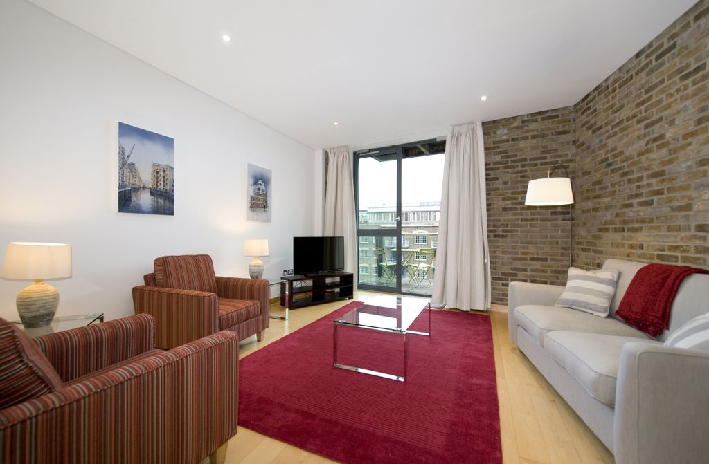 Property photo 2 of 12 Recep Hi Res
