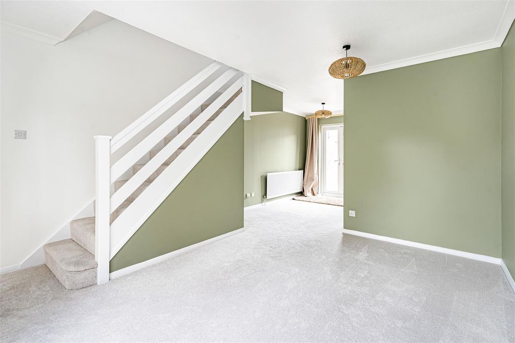 Property photo 2 of 12 3_66399.Jpg