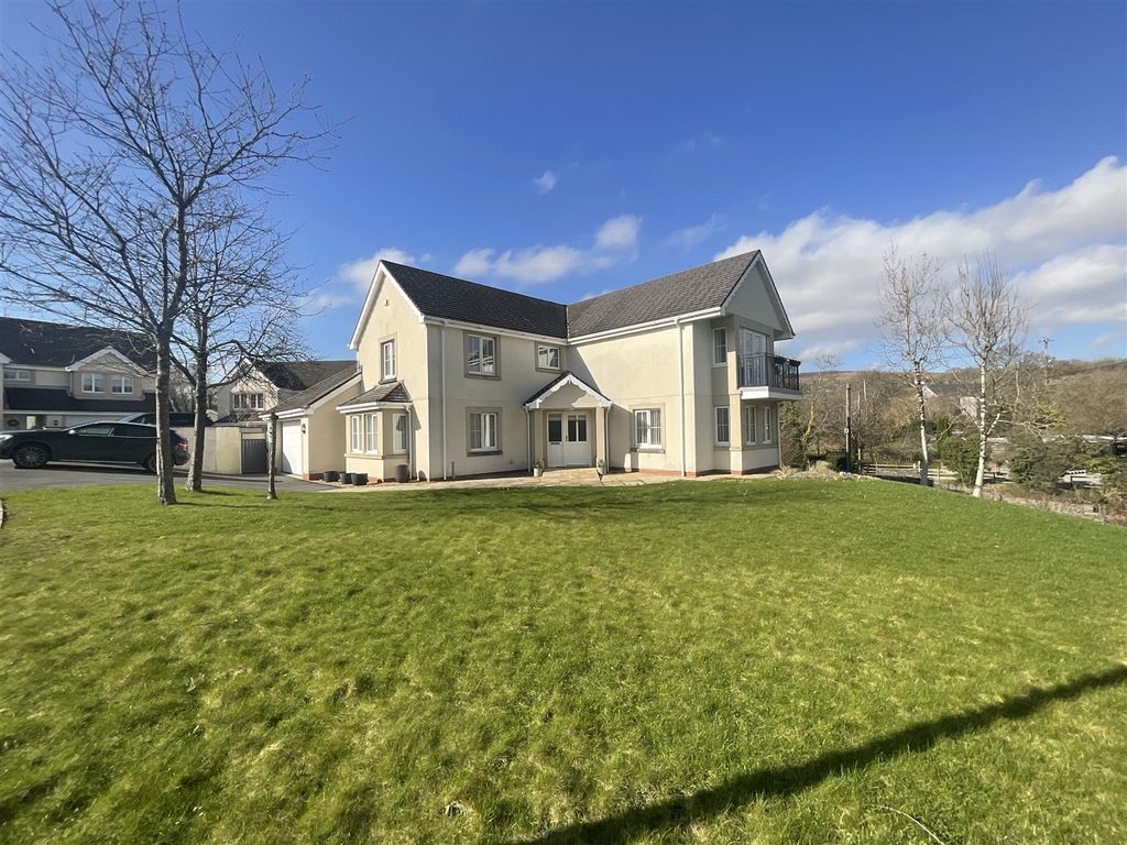 Property photo 1 of 38 Img_2953.Jpg