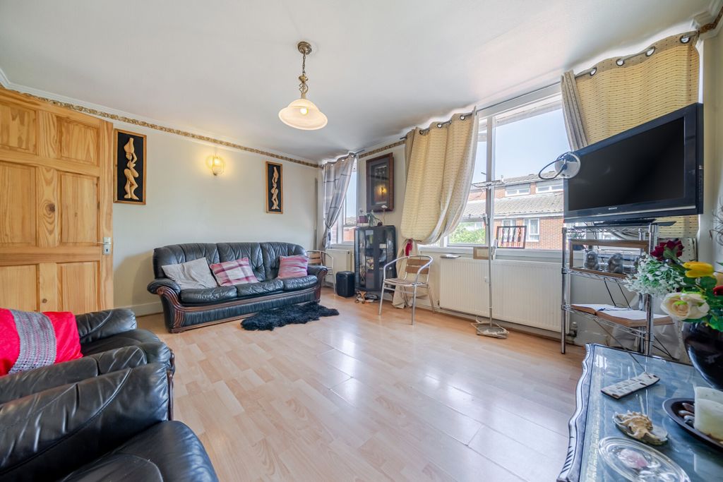 Property photo 2 of 20 1483039-5-6A70Aee...
