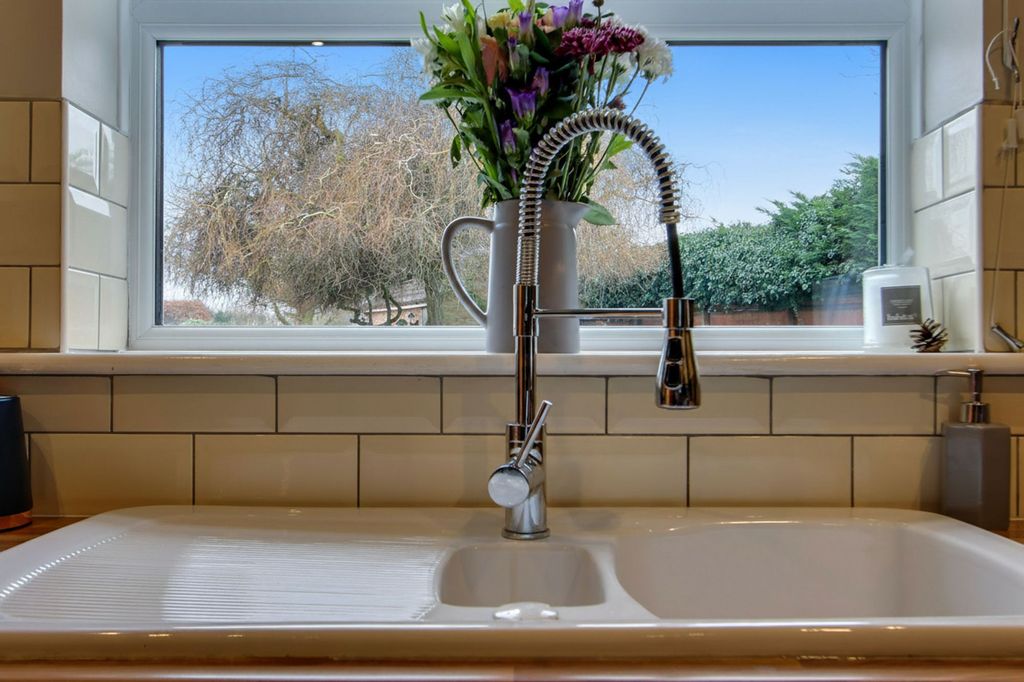 Property photo 3 of 26