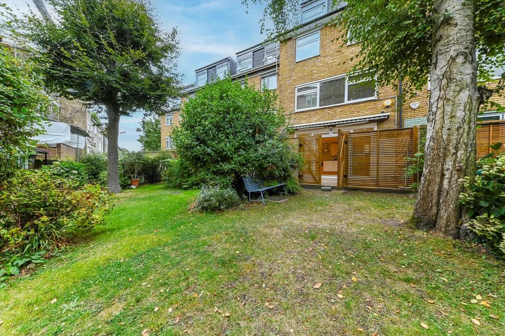 Property photo 3 of 22 Photo 16