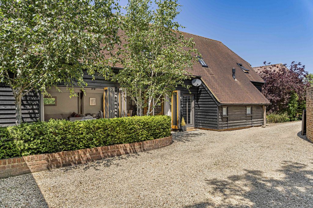 Property photo 1 of 36