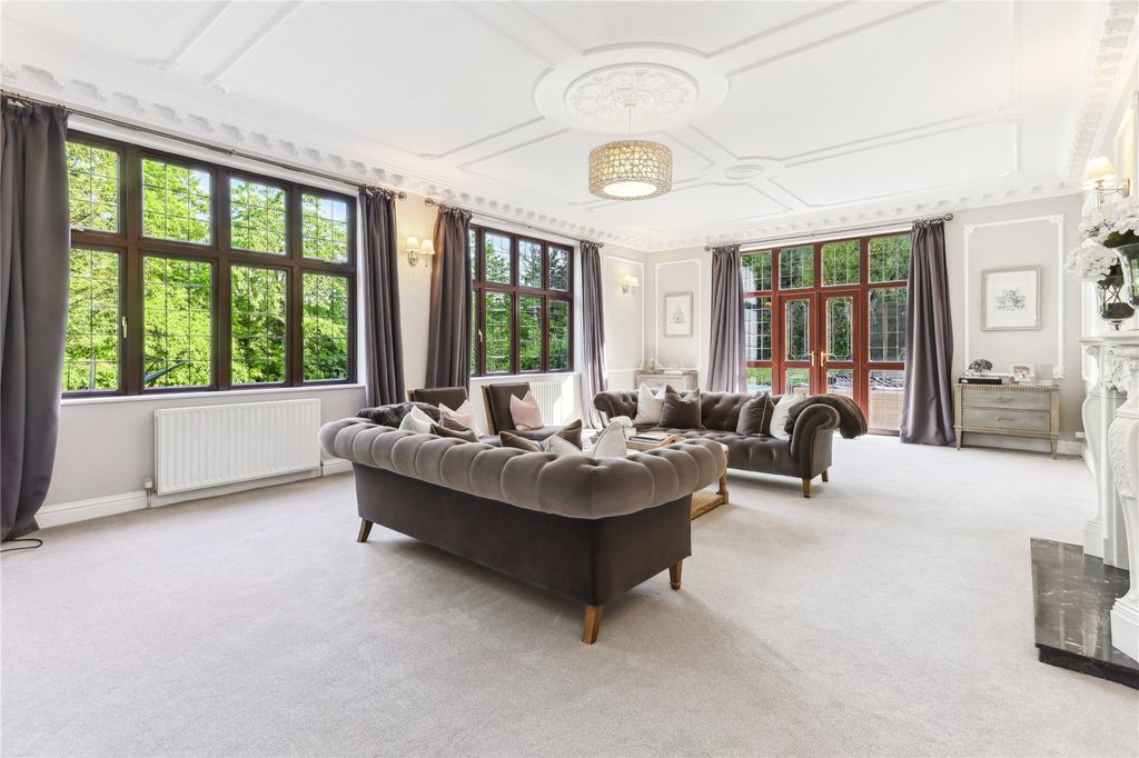 Property photo 2 of 23 Picture No. 25