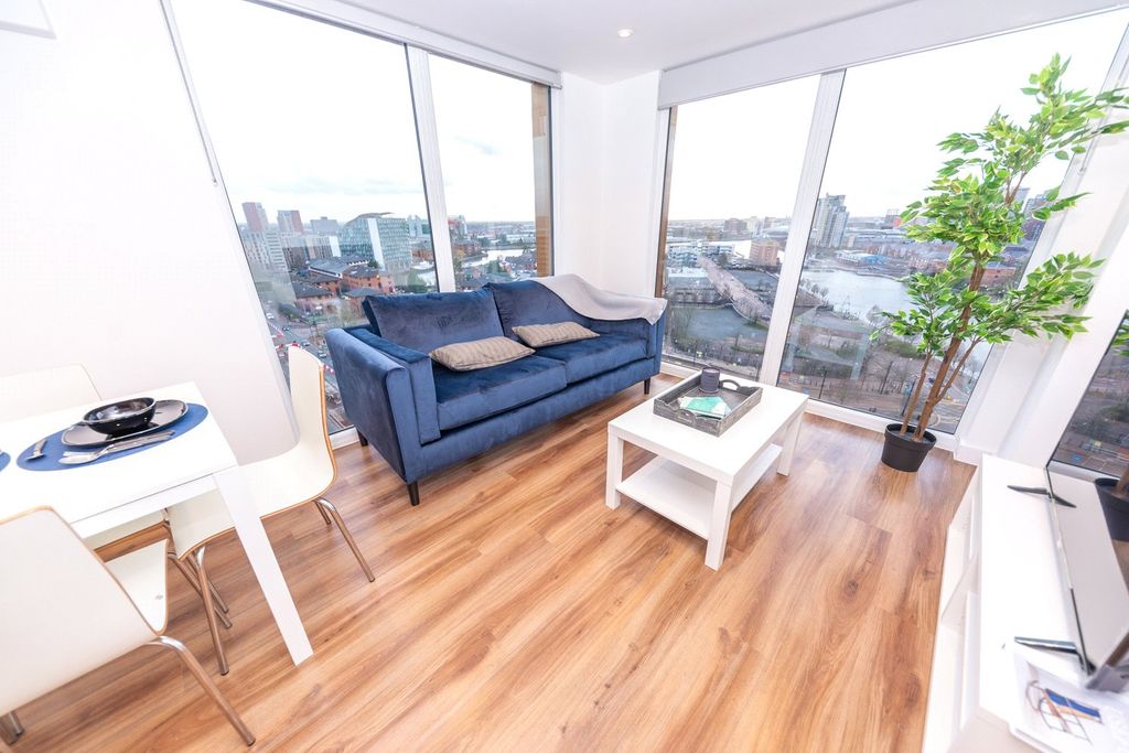 Property photo 1 of 11 Picture No. 01