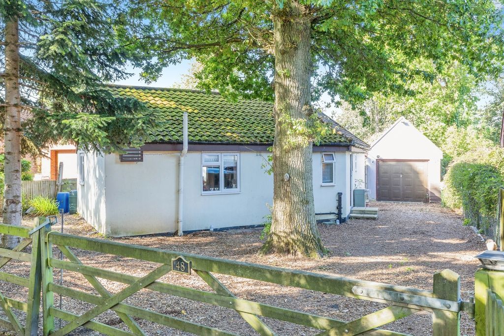 Property photo 3 of 17 Photo