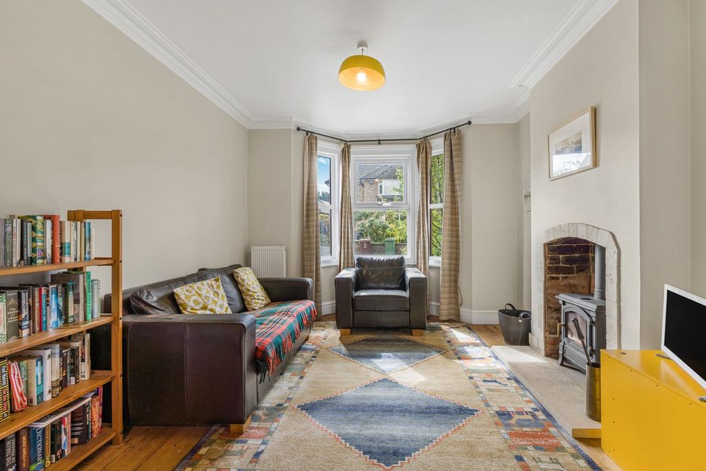 Property photo 3 of 18