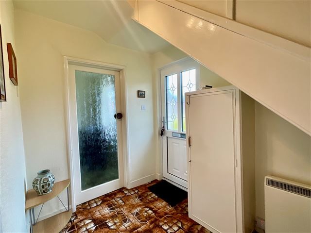 Property photo 2 of 19 Entrance Hallway