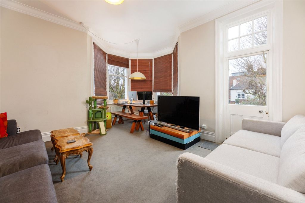 Property photo 2 of 8 Picture No. 06