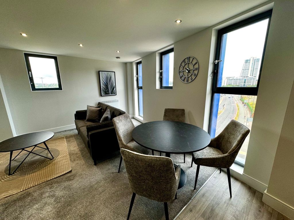 Property photo 3 of 10 Picture No. 14