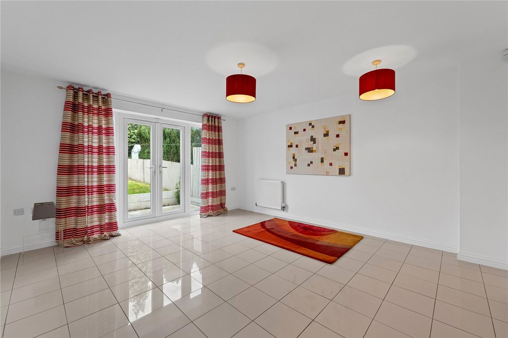 Property photo 2 of 26 Picture No. 16