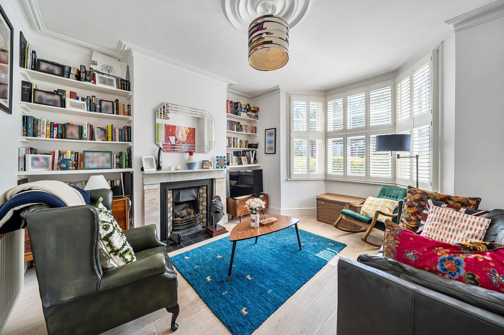Property photo 1 of 14