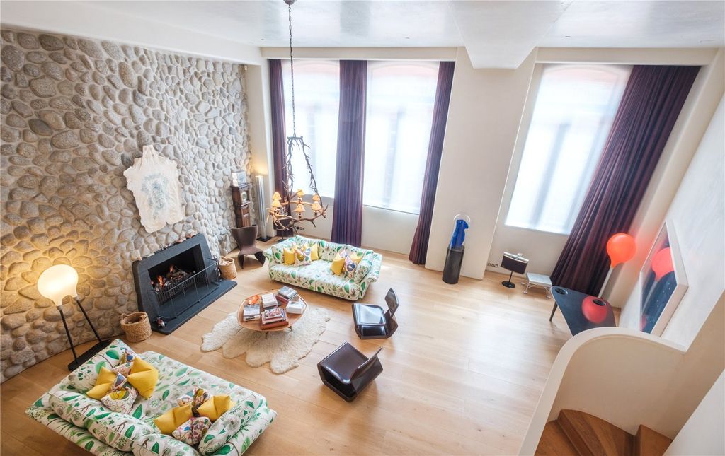 Property photo 1 of 11 Reception Room
