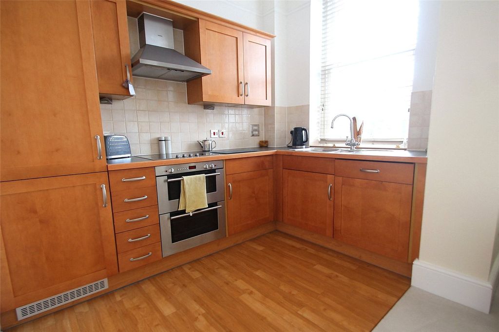 Property photo 2 of 10 Picture No. 05