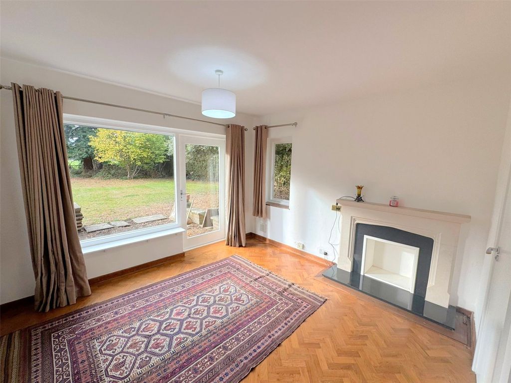 Property photo 2 of 13 Picture No. 23