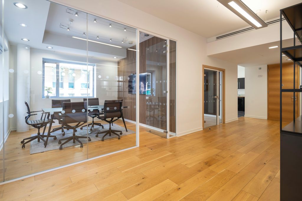 Property photo 3 of 16 Office