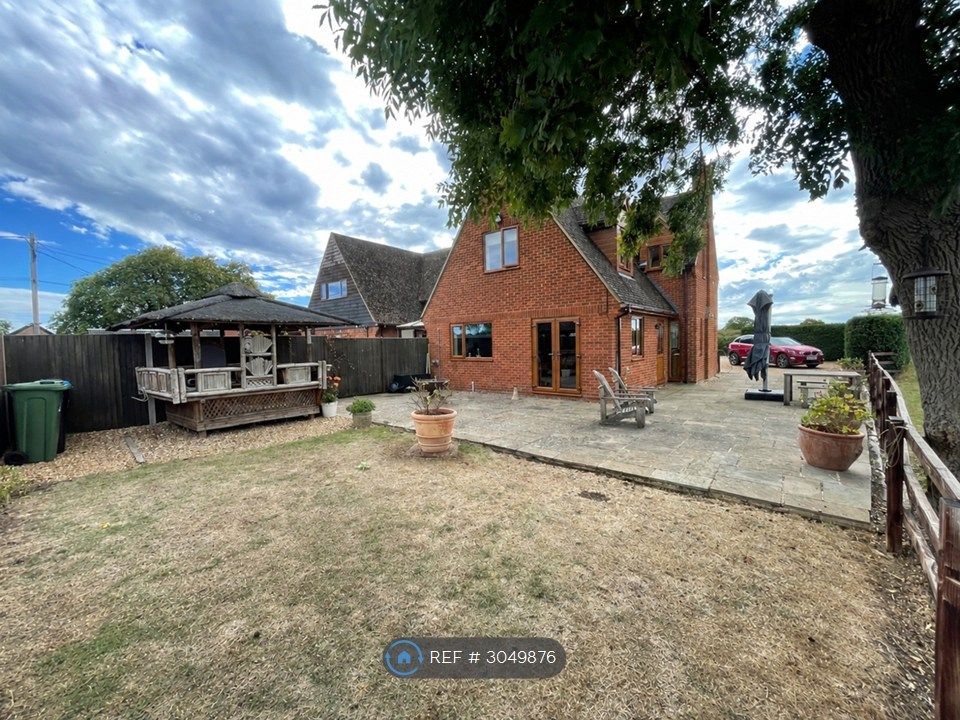 Property photo 2 of 16