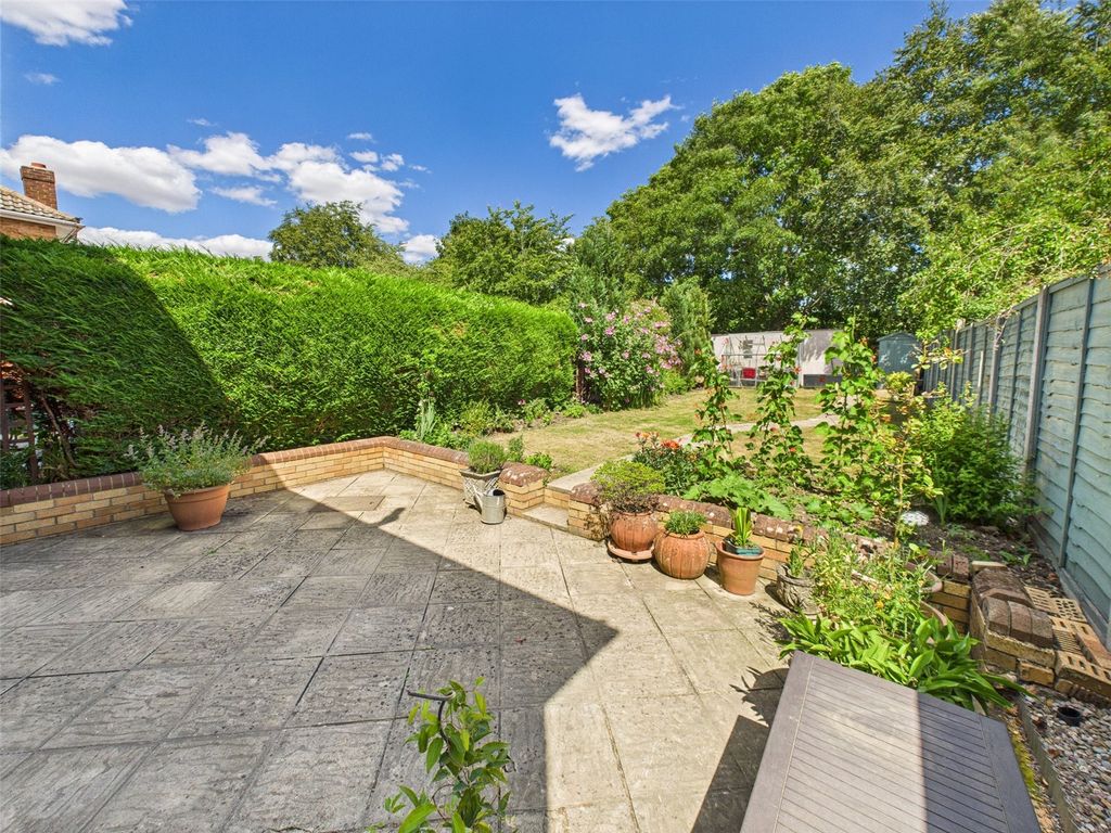 Property photo 2 of 20 Picture No. 28