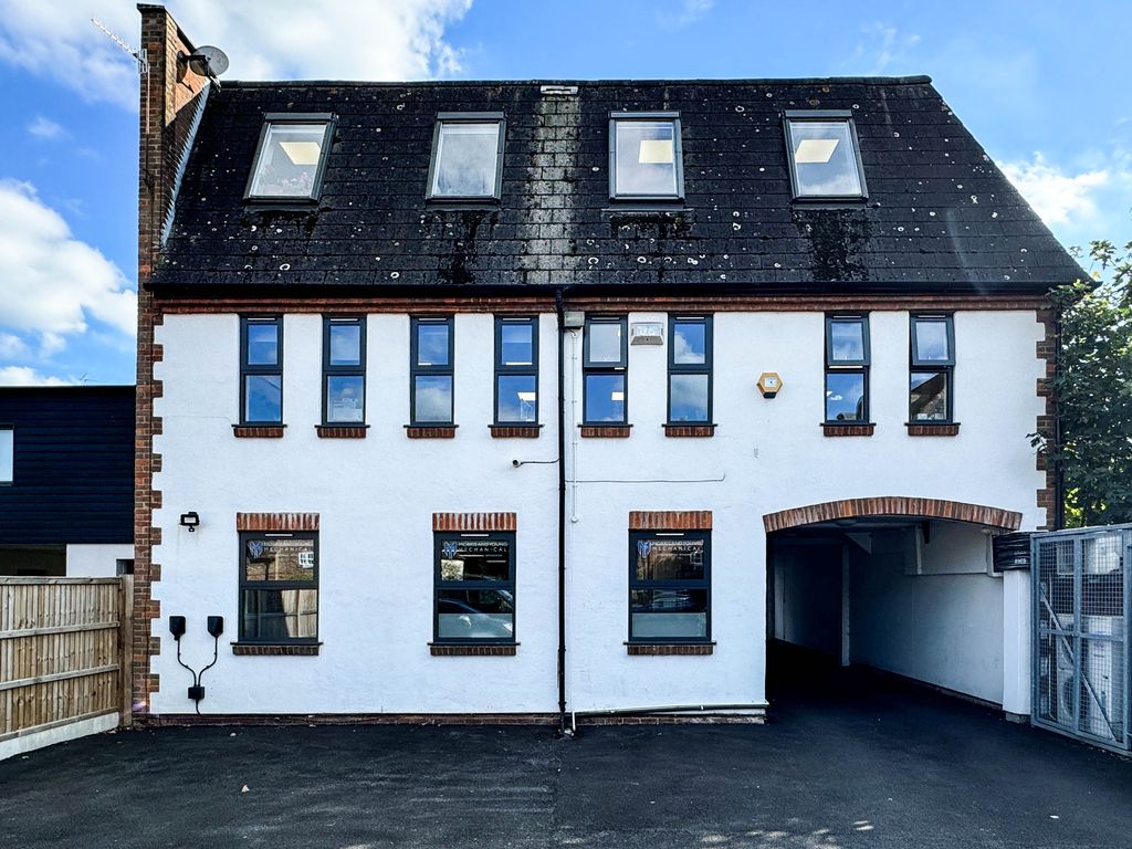 Property photo 2 of 12 2
