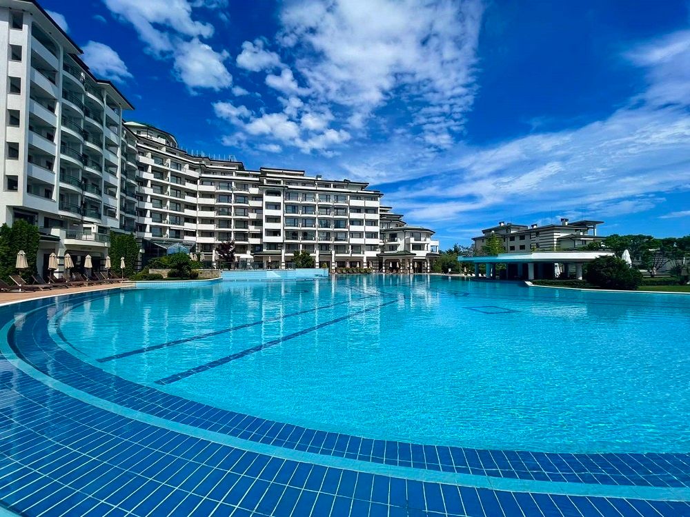 Property photo 3 of 24