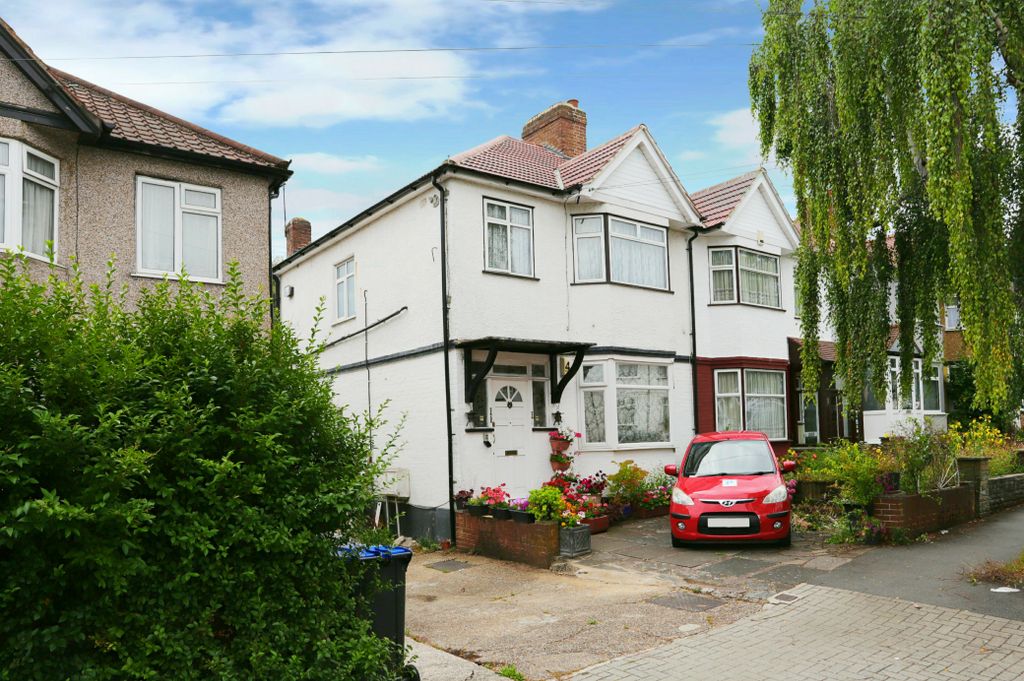 Property photo 1 of 6 Img_8553