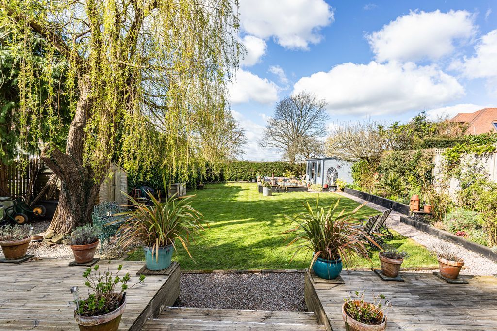 Property photo 2 of 38 Photo 34