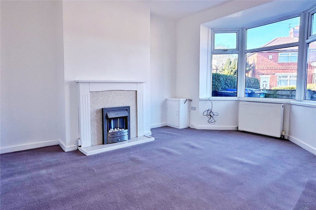 Property photo 3 of 16 Living Room