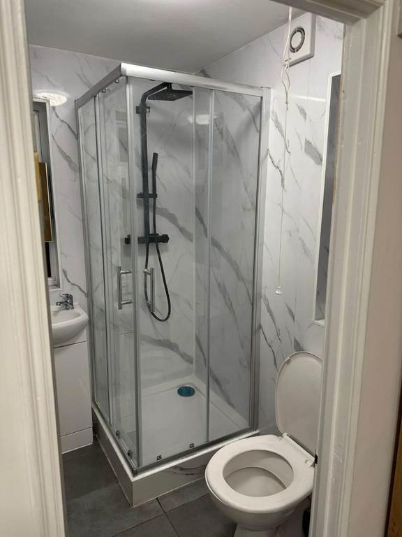 Property photo 3 of 8 Photo 3