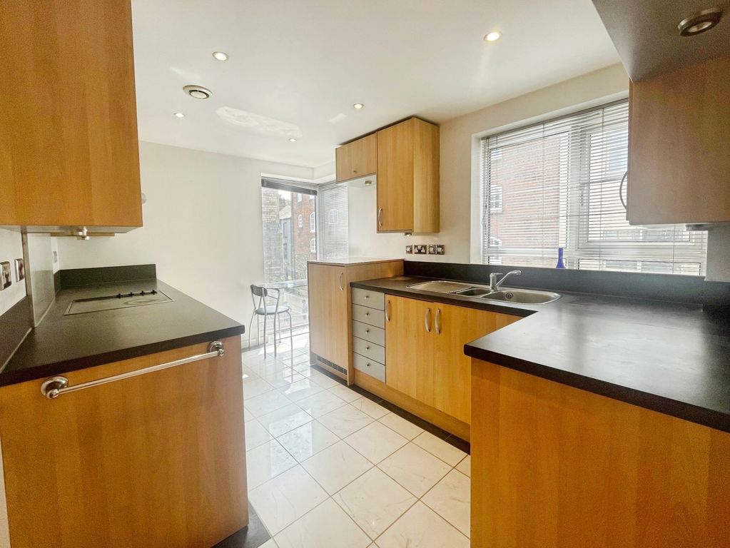 Property photo 3 of 16 Pbox-Img.Jpg