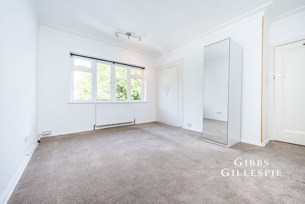 Property photo 2 of 10 Photo