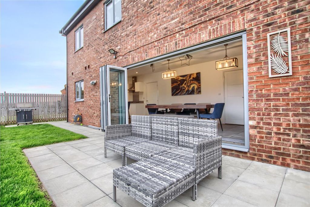 Property photo 2 of 20 Fs2.Jpg