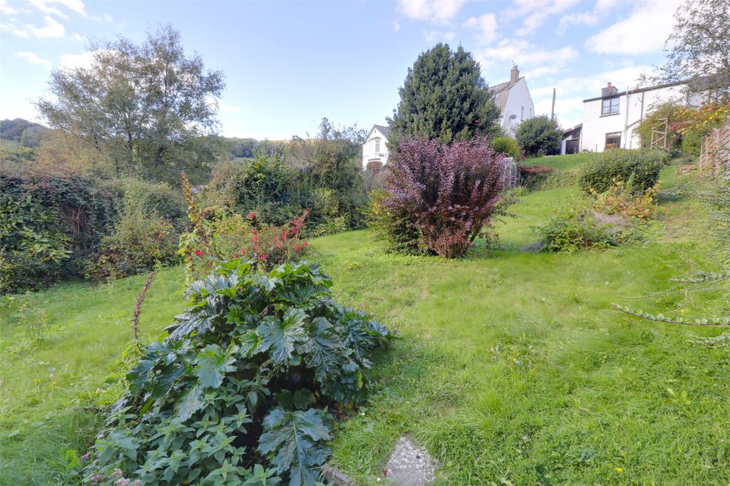 Property photo 3 of 16 3 - Picture No. 15