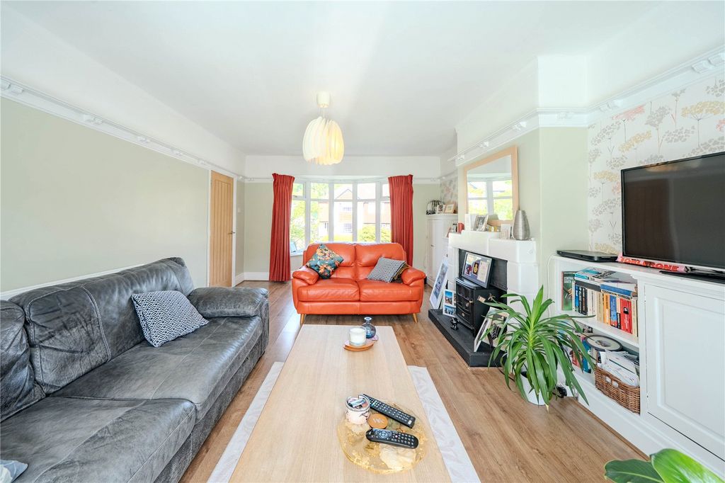 Property photo 2 of 17 Picture No. 06
