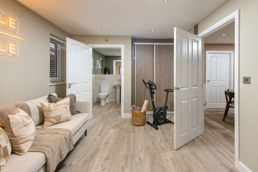 Property photo 2 of 10