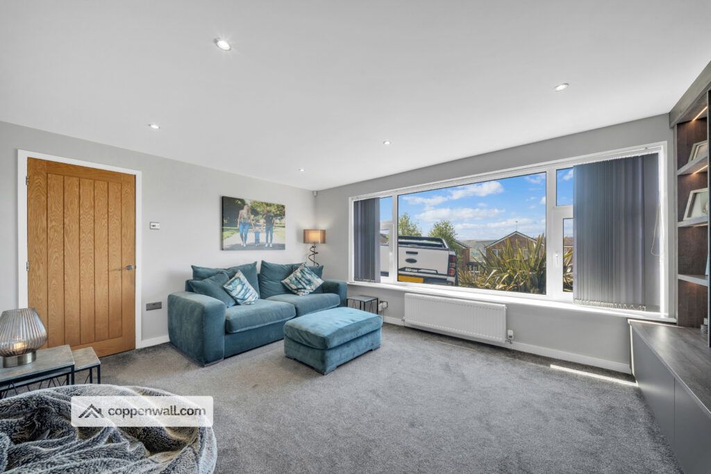 Property photo 3 of 44