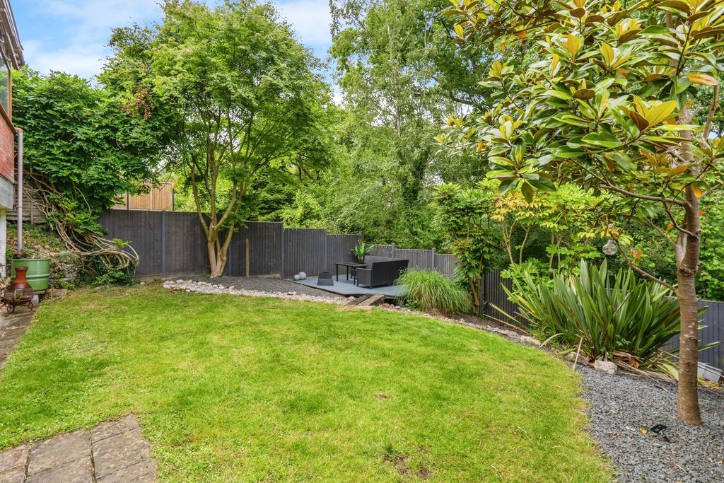 Property photo 2 of 18 Photo