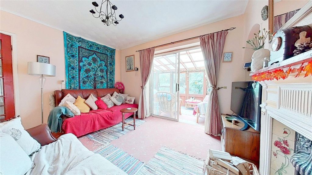 Property photo 3 of 14 Picture No. 05