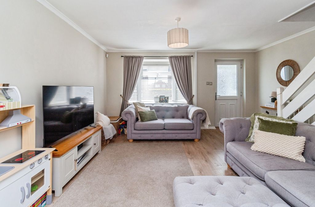 Property photo 2 of 23 Pbox-Img.Jpg
