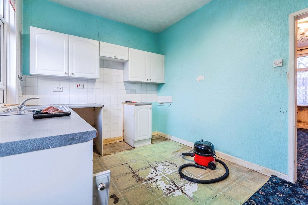 Property photo 3 of 17 Picture No. 39