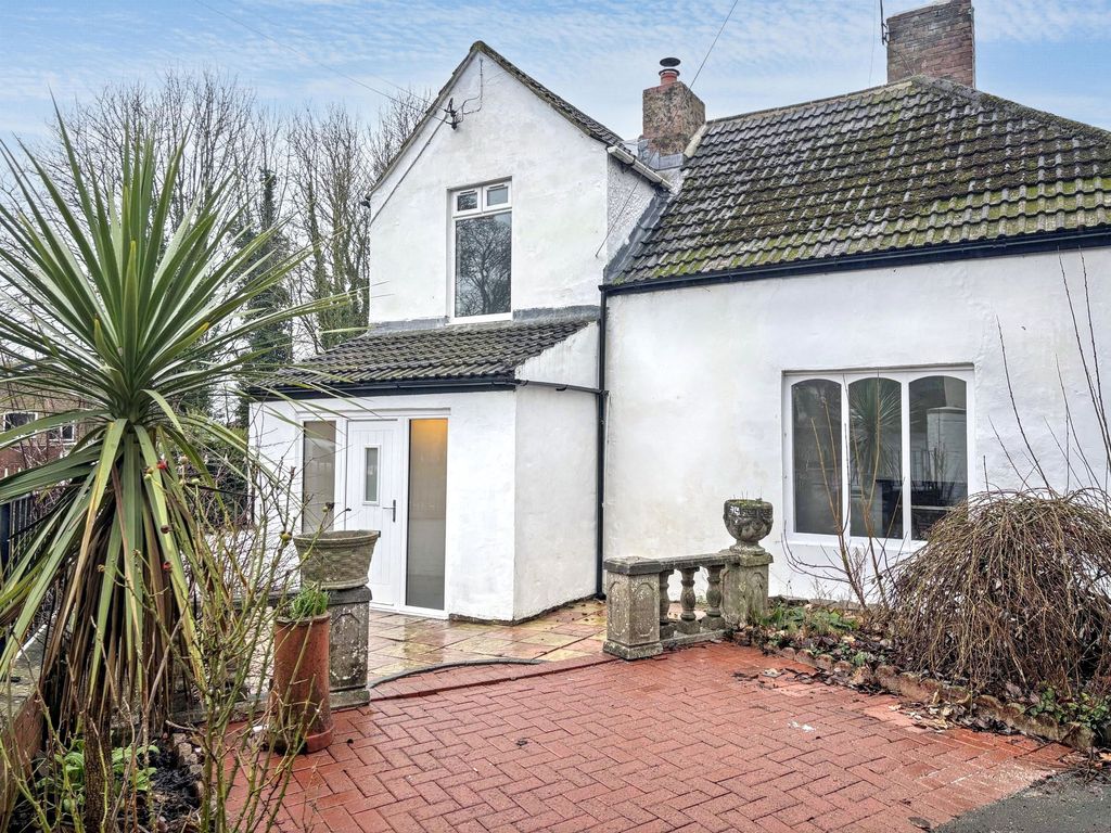 Property photo 1 of 21