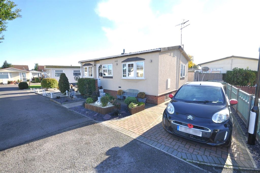 Property photo 2 of 23 Front Blue Sky 3.Jpg