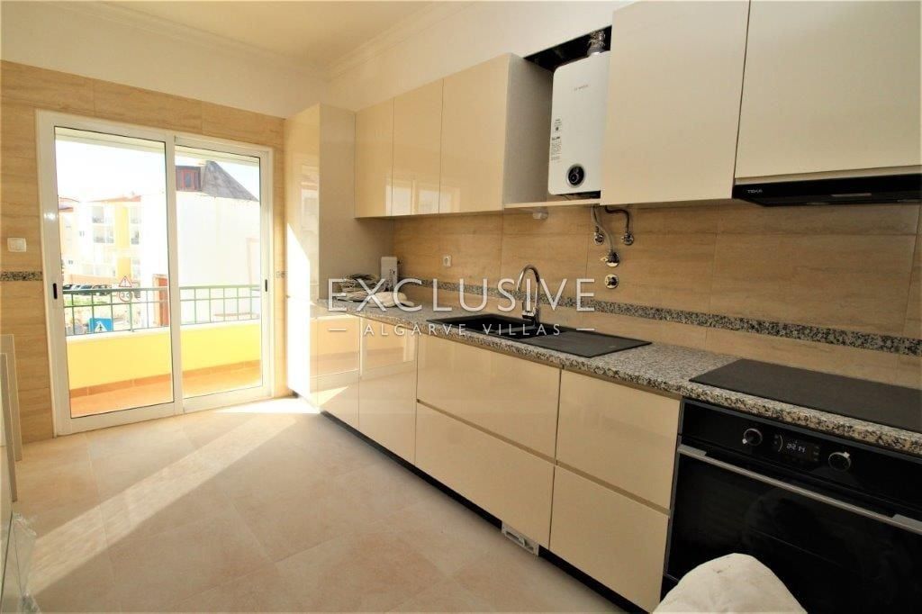 Property photo 2 of 30
