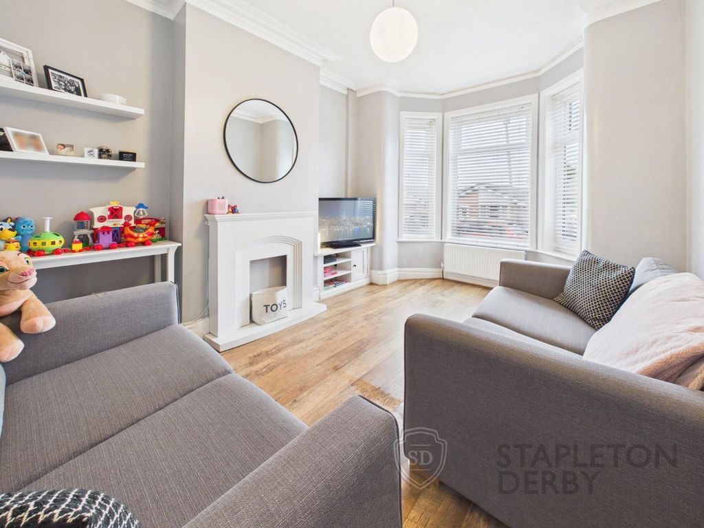 Property photo 2 of 18 Cam04709G0-Pr0312-Still001.Jpg