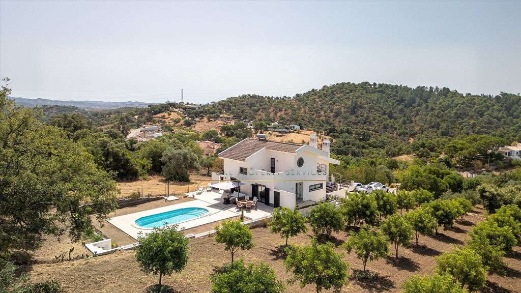 Property photo 1 of 56 Contemporary 4-Bed Hilltop Villa With Pool & Sea Views – São Brás De Alportel