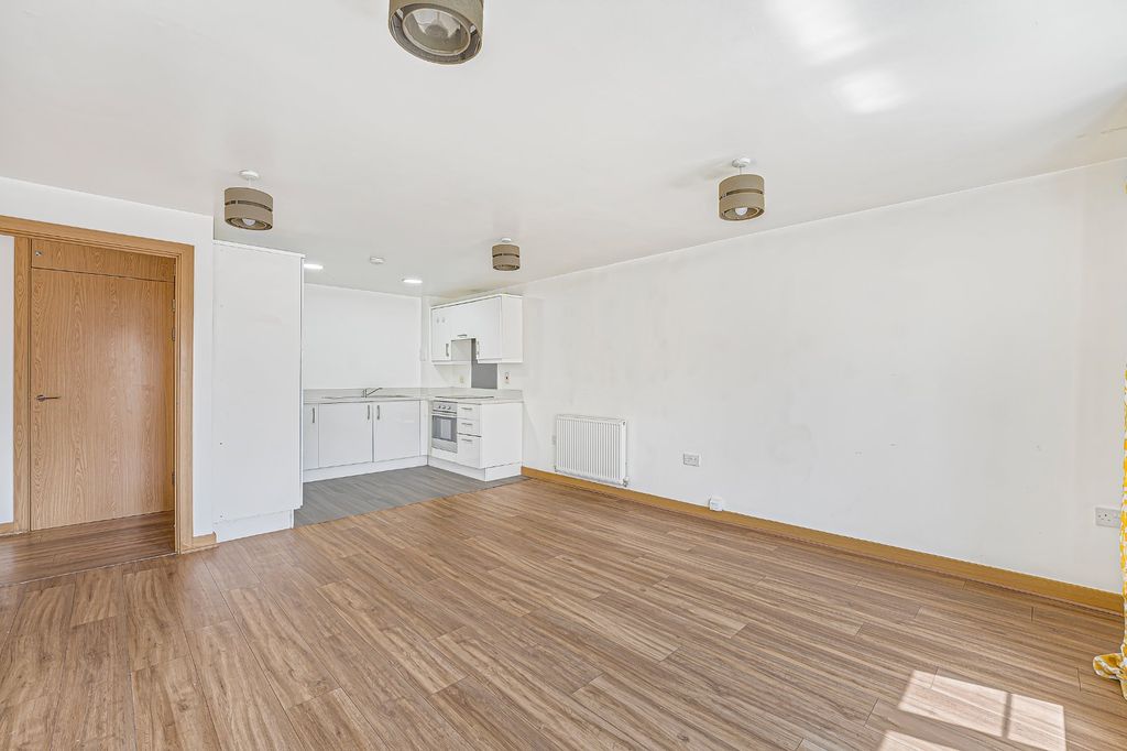 Property photo 3 of 17 Picture No. 08