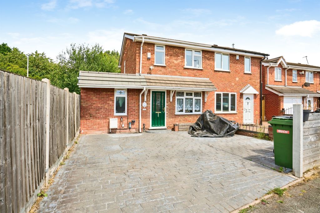 Property photo 1 of 27