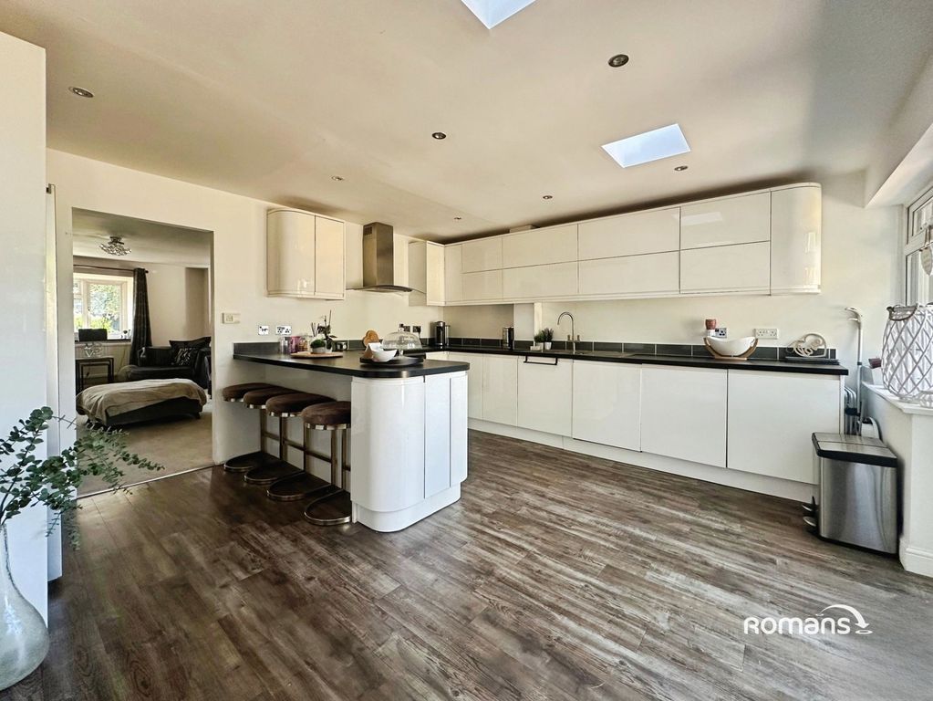 Property photo 3 of 20 Pbox-Img.Jpg