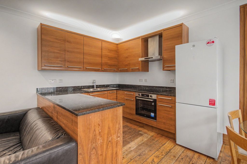 Property photo 1 of 17 14