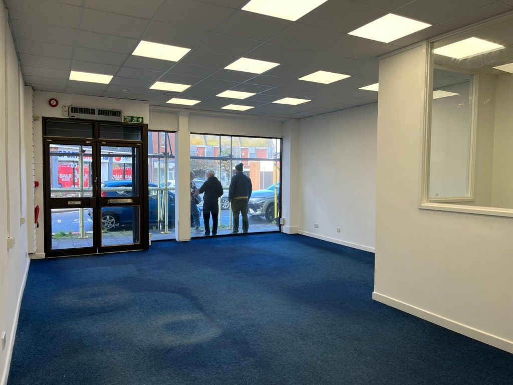 Property photo 3 of 8 Photo 8