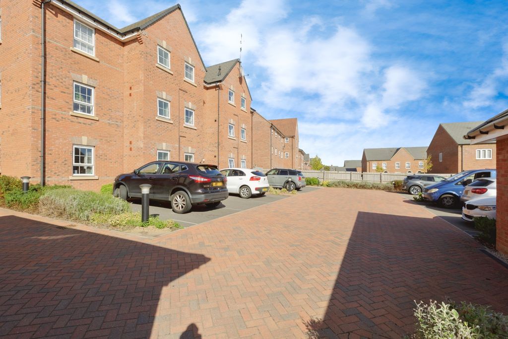 Property photo 2 of 15